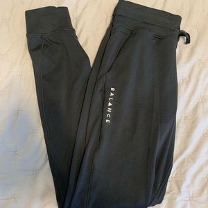 NWOT Womens balance athletica joggers